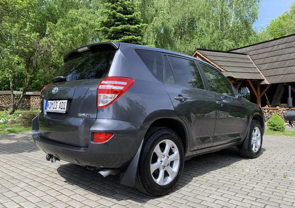 Toyota RAV4 cena 44900 przebieg: 230000, rok produkcji 2010 z Jasło małe 781